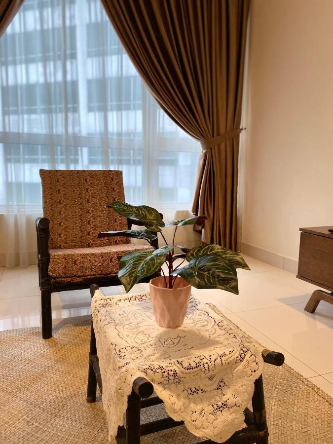 Crest 2 Bedroom With Klcc View Pangsapuri Kuala Lumpur