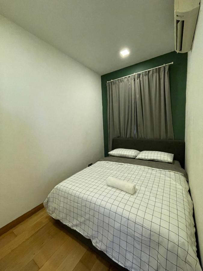 Crest 2 Bedroom With Klcc View Kuala Lumpur