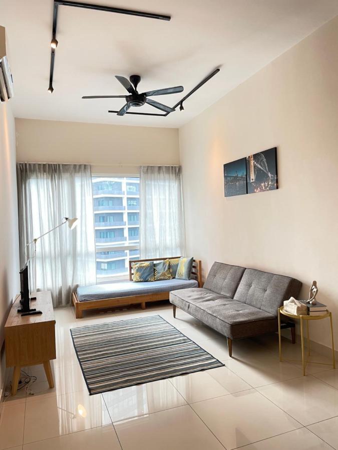 Crest 2 Bedroom With Klcc View Apartment